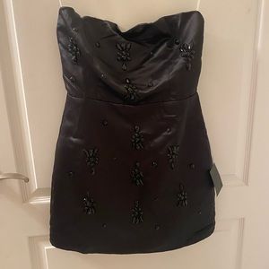 Black detailed homecoming/formal size small Lulu’s dress